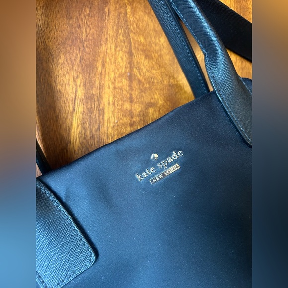 Kate Spade Large Duffle Travel Bag—like new!! - Picture 5 of 15